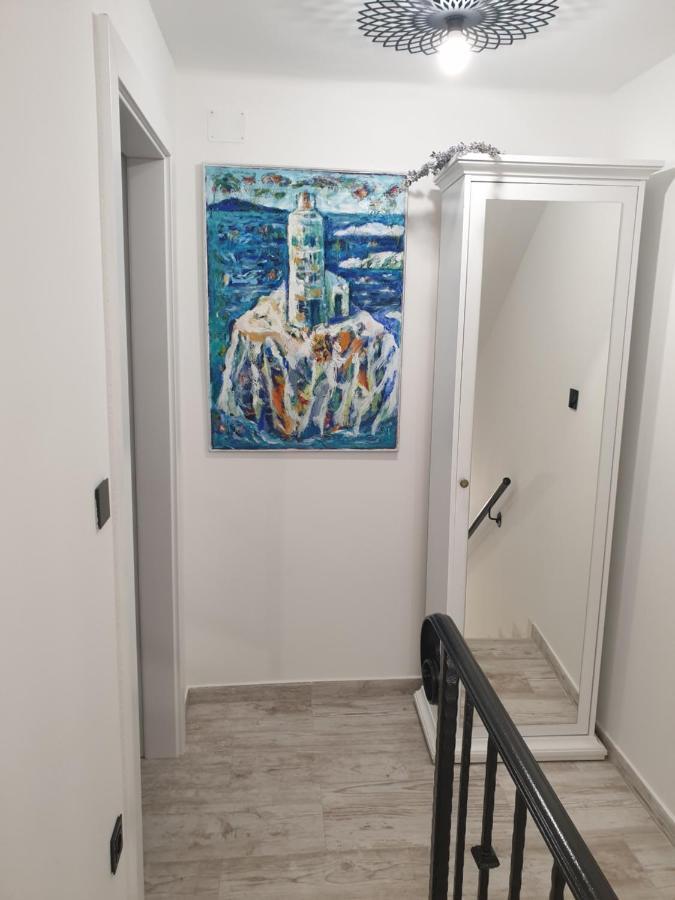 Castel Apartment มาลีโลชินจ์ ภายนอก รูปภาพ